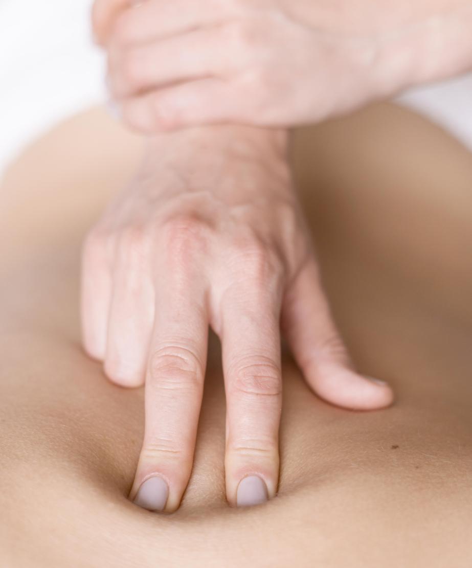 Shiatsu løsner blokeringer og genopretter kroppens naturlige energistrøm.